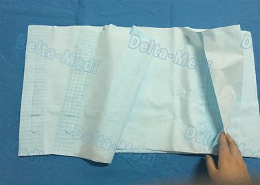 المريض يمكن التخلص منها ورقة المرايل مع جيب ، 2 رقائق / 3 رقائق مخصص مطبوعة المرايل
