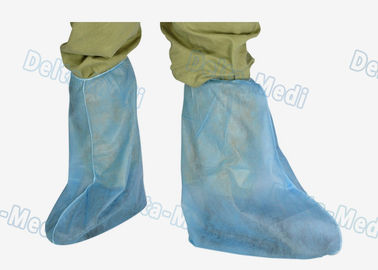 أغطية الأحذية PP القابل للتصرف من مادة البولي بروبيلين المضادة للغبار فوق الكاحل حتى الركبة