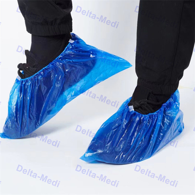 أغطية الحذاء الجراحي القابل للتصرف CPE غطاء التمهيد المضاد للانزلاق البلاستيكي المضاد للماء